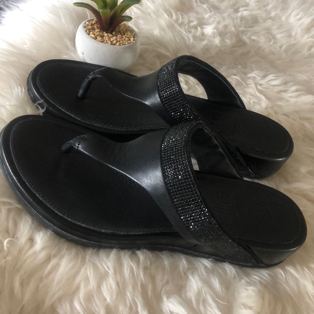 FITFLOP BANDA MICRO-CRYSTAL TOE-POST BLACK LEATHER Flip Flop SANDALS SZ 5 EUC - Picture 2 of 9